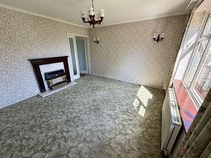 Lounge- click for photo gallery